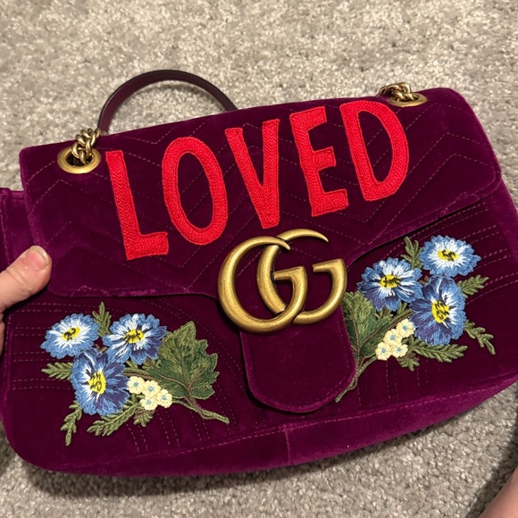 Gucci Velvet Shoulder Bag with Floral Design - Picture 4 of 7